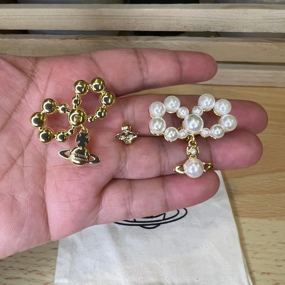 Vivienne Westwood Gold Viviana Drop Earrings - Picture 4 of 4